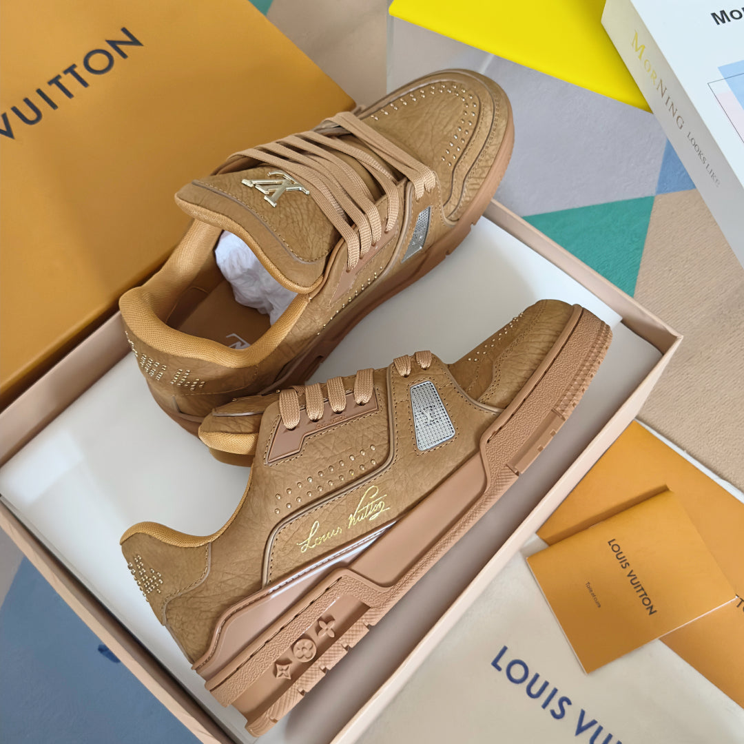 250318 New high quality new color board shoes