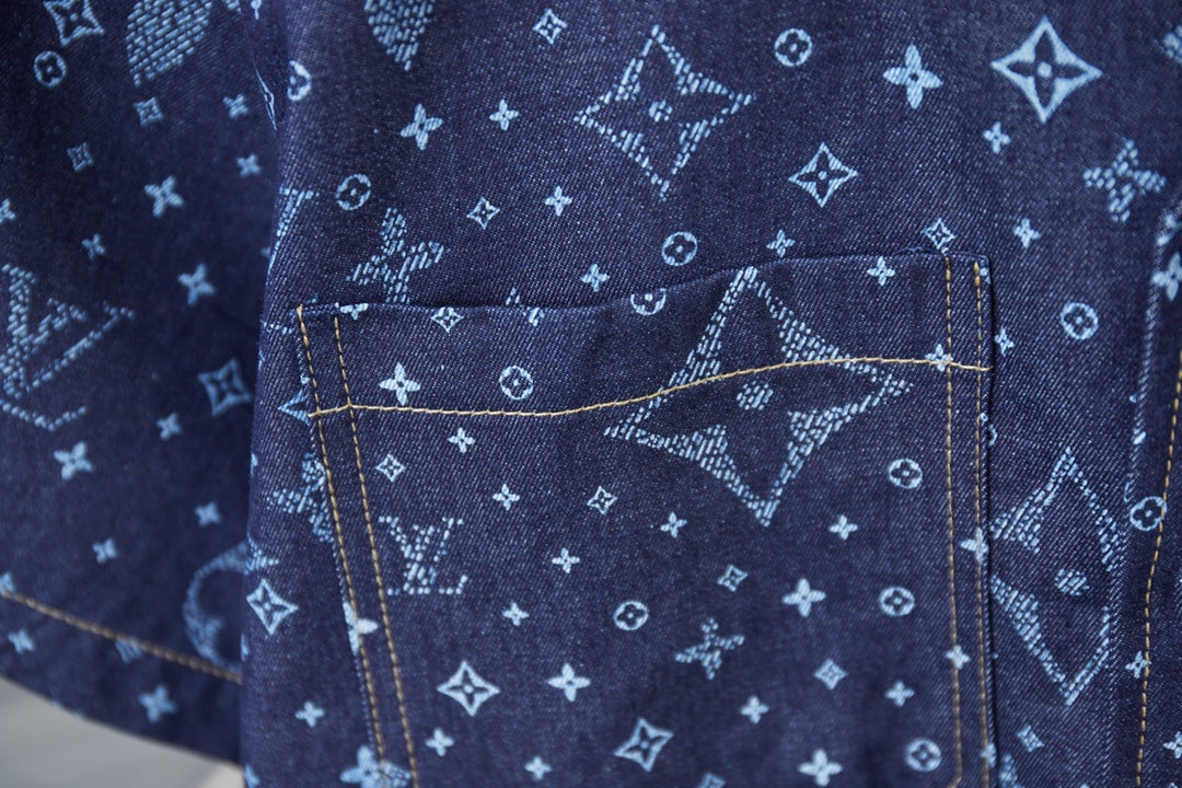 250325 New high quality dark print jacket