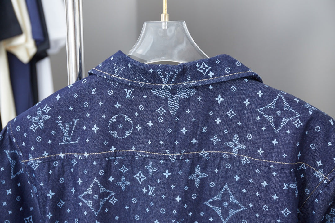 250325 New high quality dark print jacket