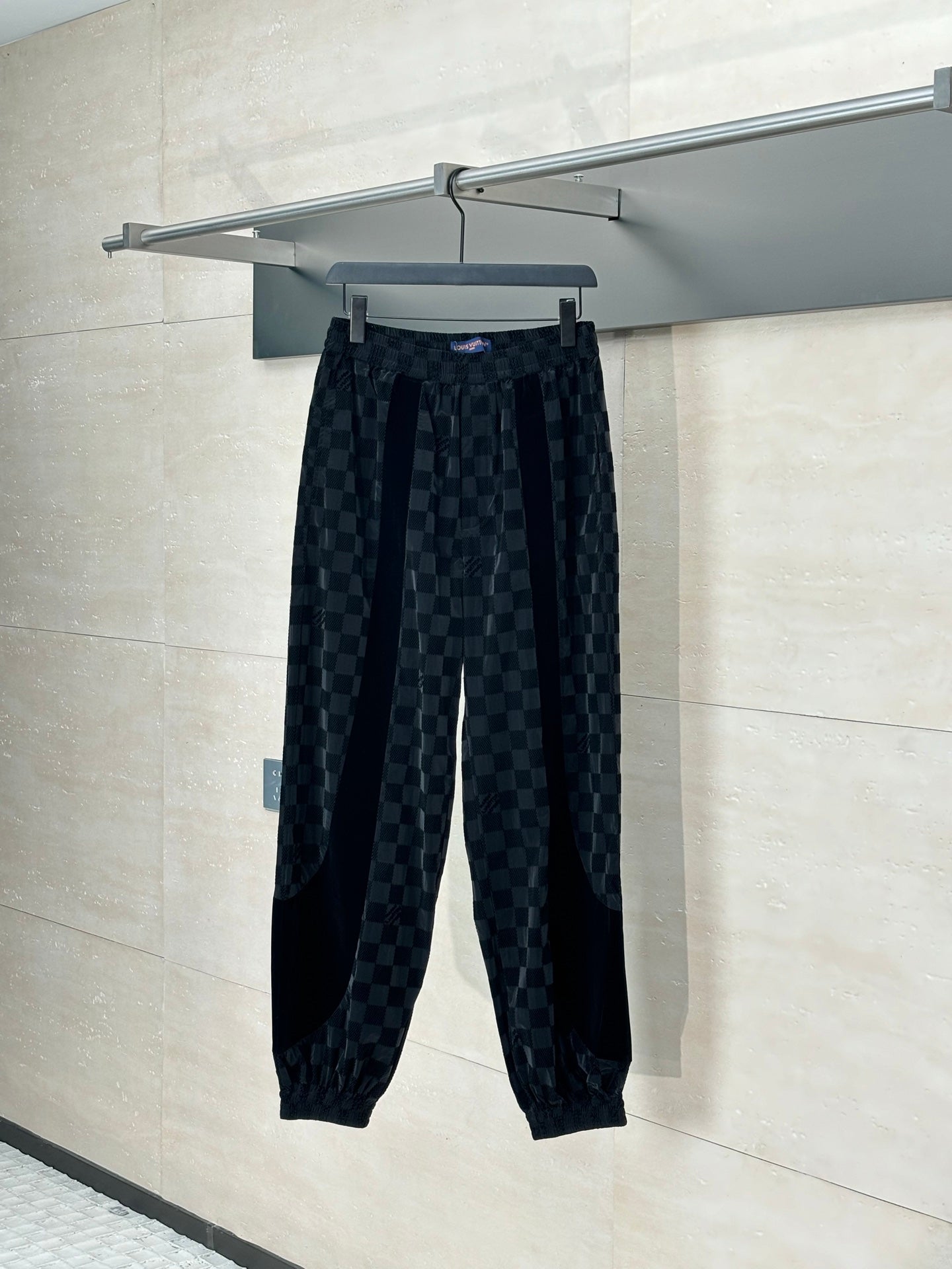 250617 New checkerboard letter velvet jacquard trousers
