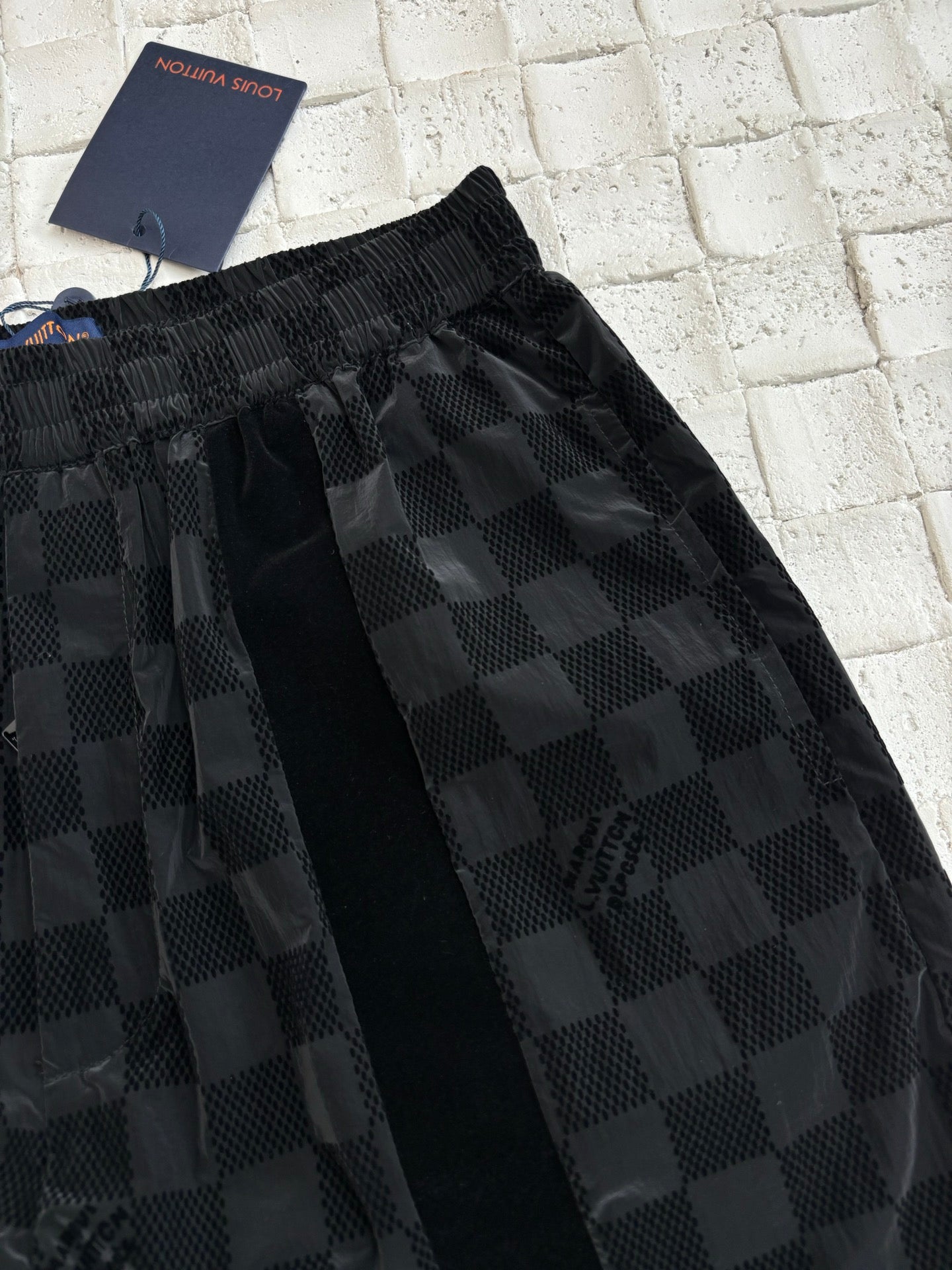 250617 New checkerboard letter velvet jacquard trousers