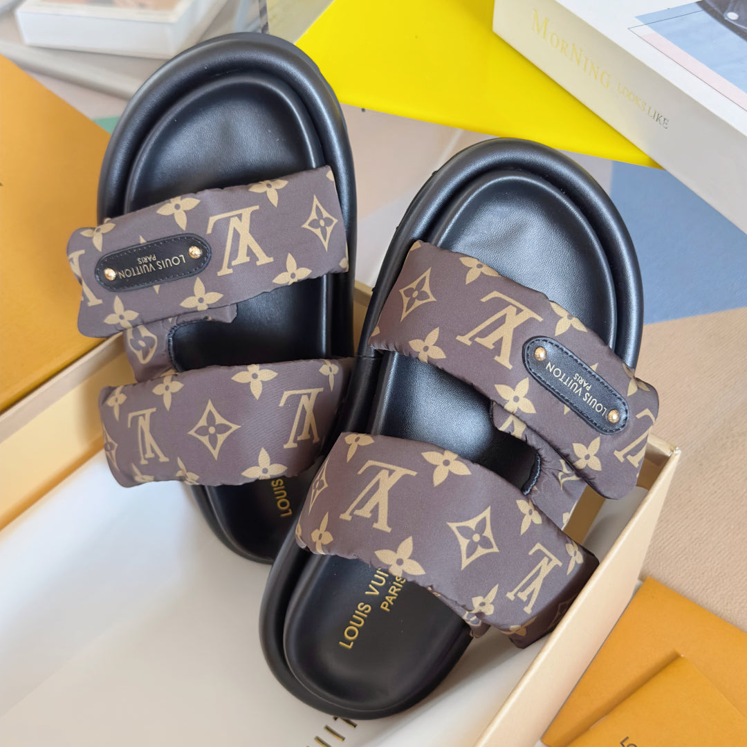 250513 New high-quality thick-soled Velcro slippers