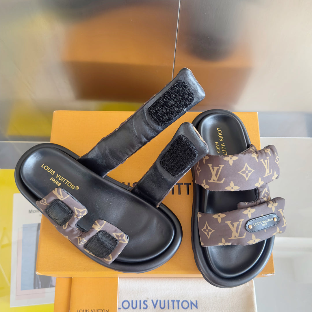 250513 New high-quality thick-soled Velcro slippers