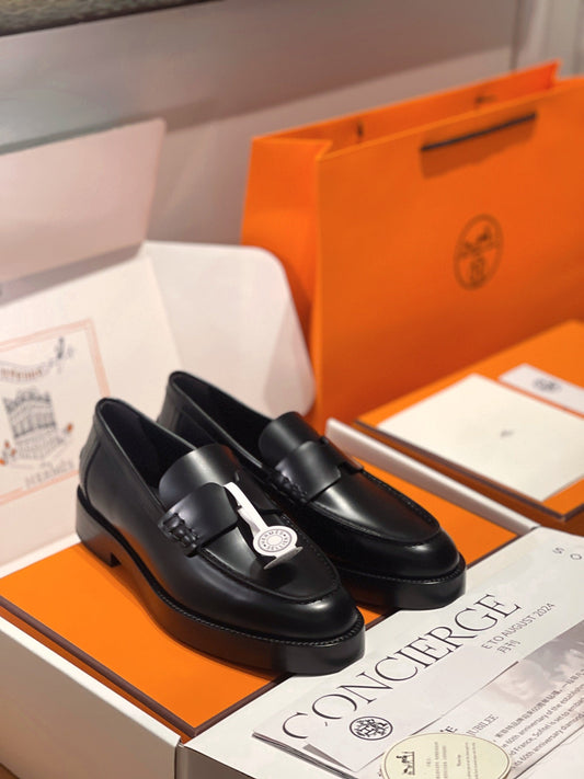 250527 New high-quality classic retro thick-soled loafers