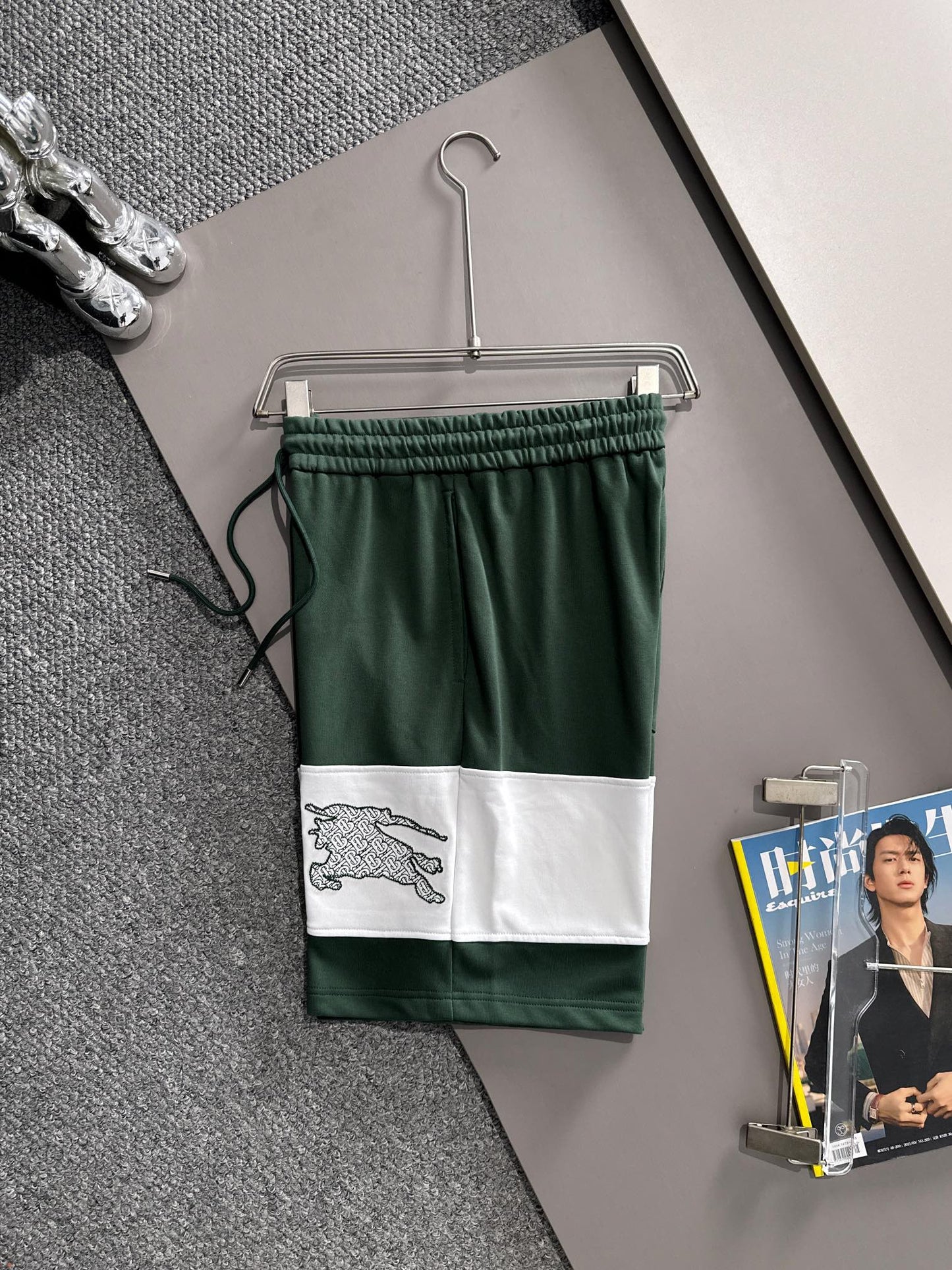 250617 New high-quality color-blocking and patchwork shorts